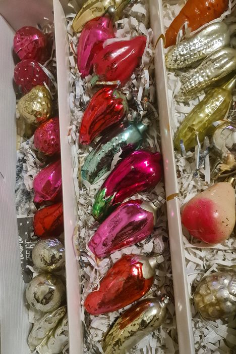 Елочные игрушки.