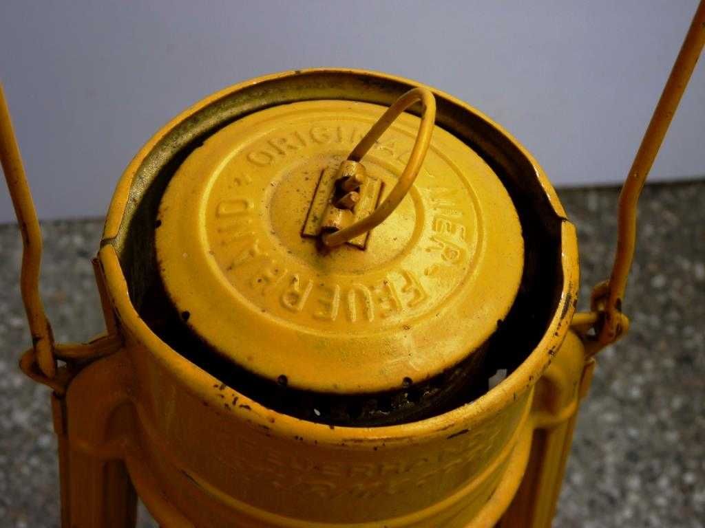 Оригинален,автентичен немски газен фенер Feuerhand 276 BABY/STK-70