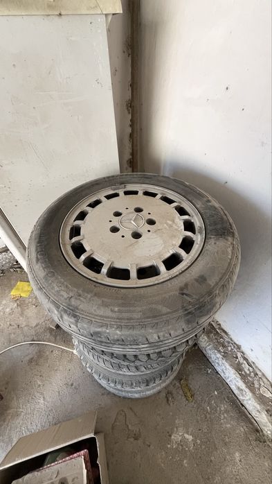 Титанка с покрышкым