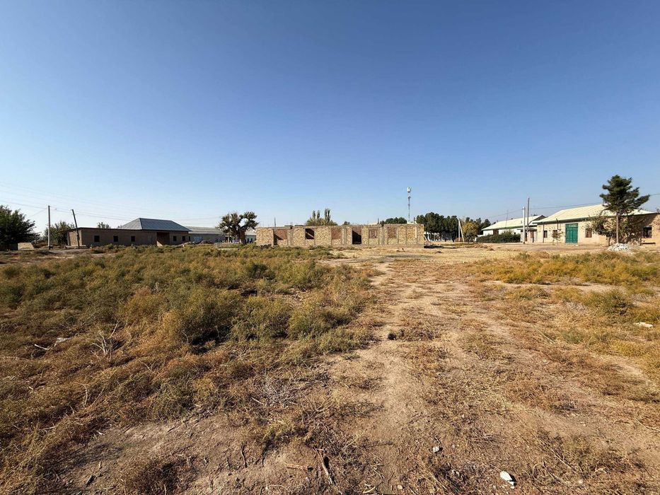 Ер  майдони Срочни Сотилади