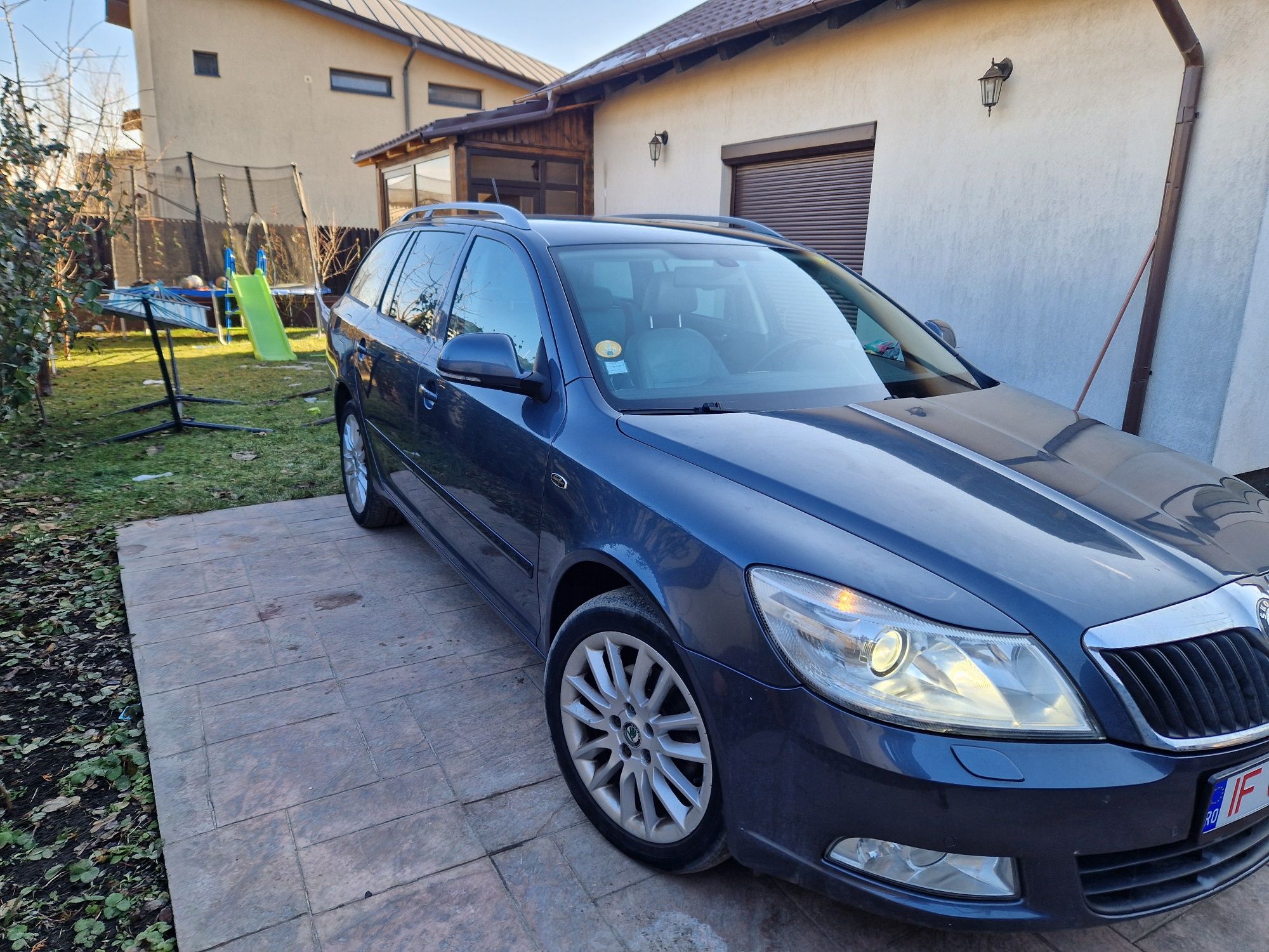 Skoda Octavia 2 an 2009 Laurin&Klement Automata / Piele / Xenon / RATE