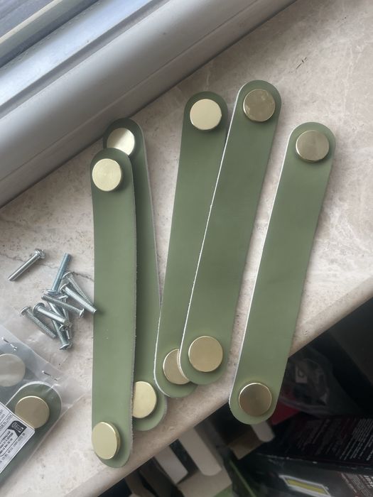 Кожени дръжки за мебели