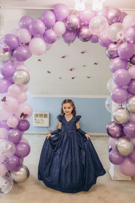 Продам новое  шикарное платье