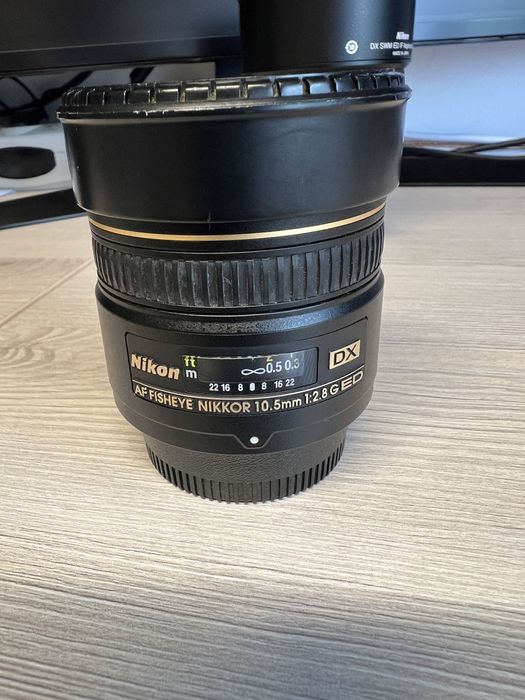 Vand NIKON D7000, obiectiv 35mm F1.8 DX, 17-55mm F2.8 DX, Grip  MB-D11