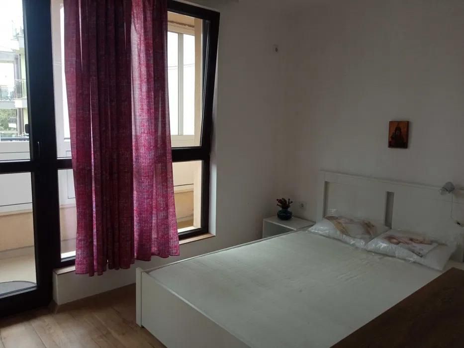 Дава се под наем Двустаен апартамент в Пловдив, Център - 61 кв.м за 425 € - Снимка #3