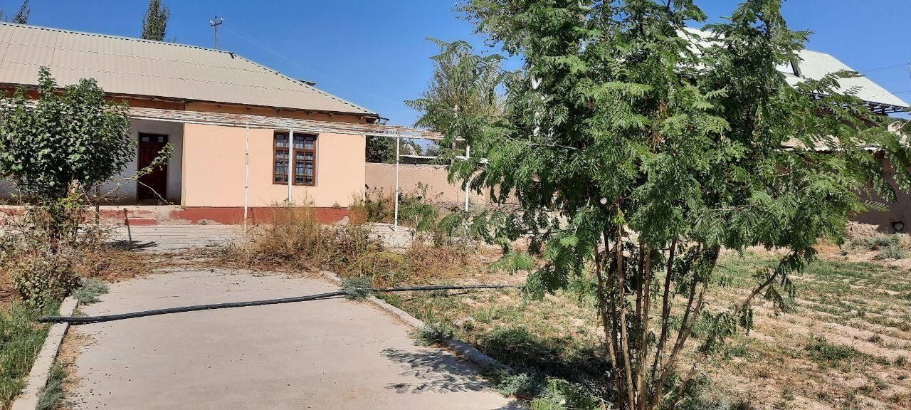 Hovli sotiladi 21 сотик