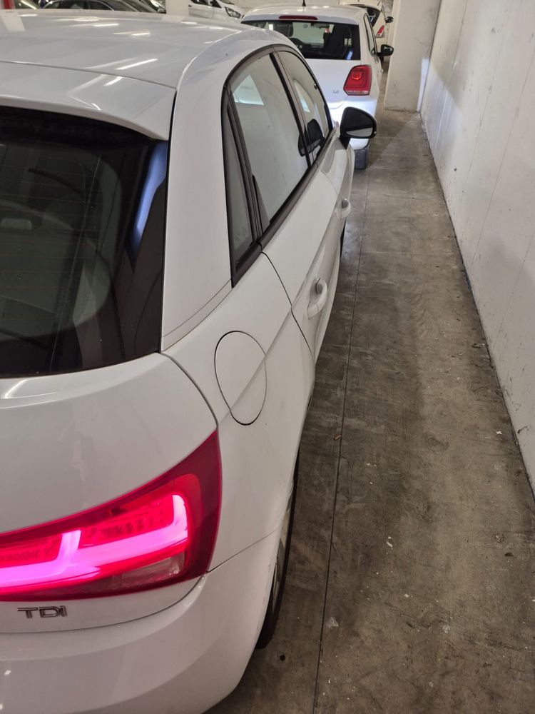 Ауди А1 sportback 1.6tdi - На Части!!! Led! Xenon