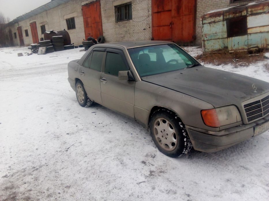 Мерседес 124 2.2