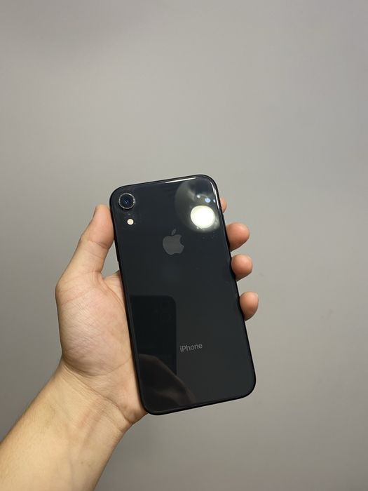 iPhone XR 64GB 76%