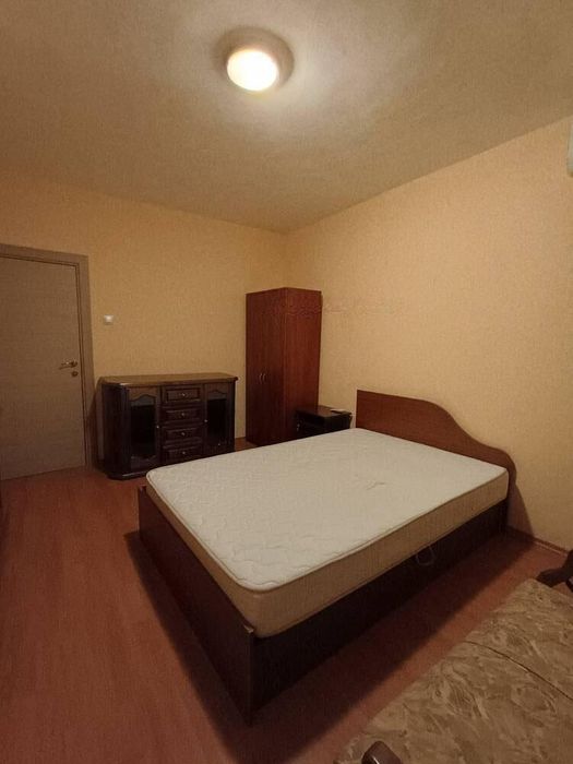 Дава се под наем Двустаен апартамент в Бургас, Славейков - 52 кв.м за 750 € - Снимка #3