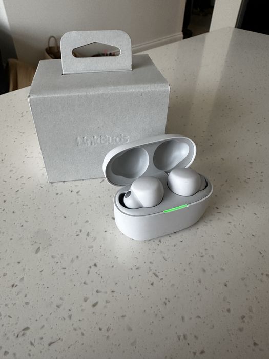 Продаю беспроводные наушники Sony LinkBuds S в белом цвете.