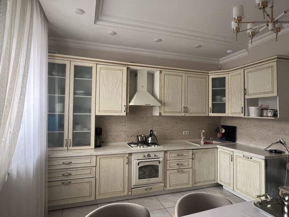 Продам кухонную мебель