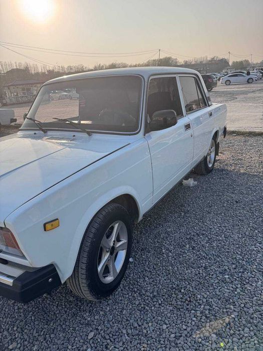 Продаётся Жигули 07 2006 года выпуска.