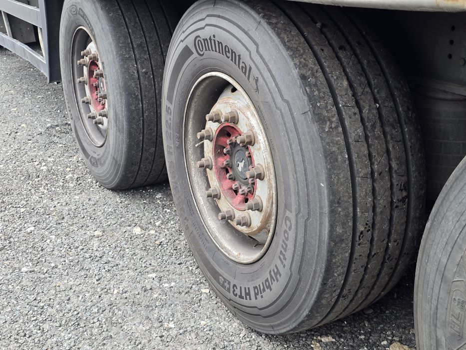 Vând ansamblu DAF + Remorcă Schmitz Coil-Liner