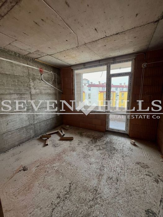 Продава се Тристаен апартамент в Пловдив, Христо Смирненски - 100 кв.м за 1236 €/кв.м - Снимка #1