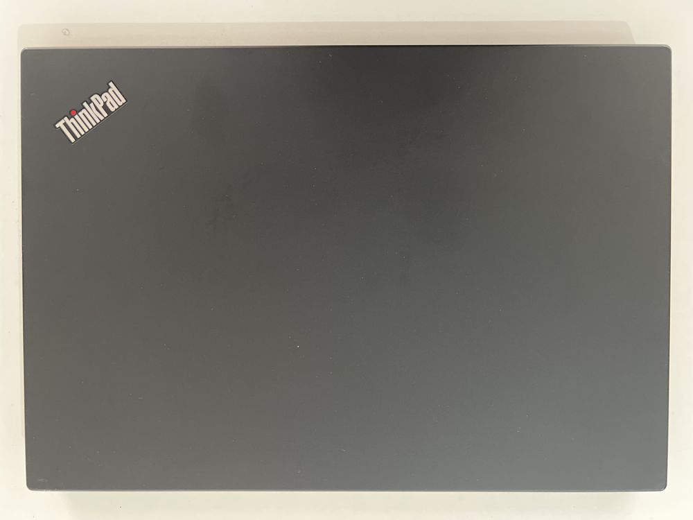 Лаптоп Lenovo ThinkPad T14/Core i7-10510U/RAM 32 GB / 512 GB SSD