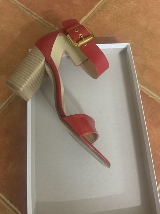 Кожени червени сандали Versace 1969 с масивен ток