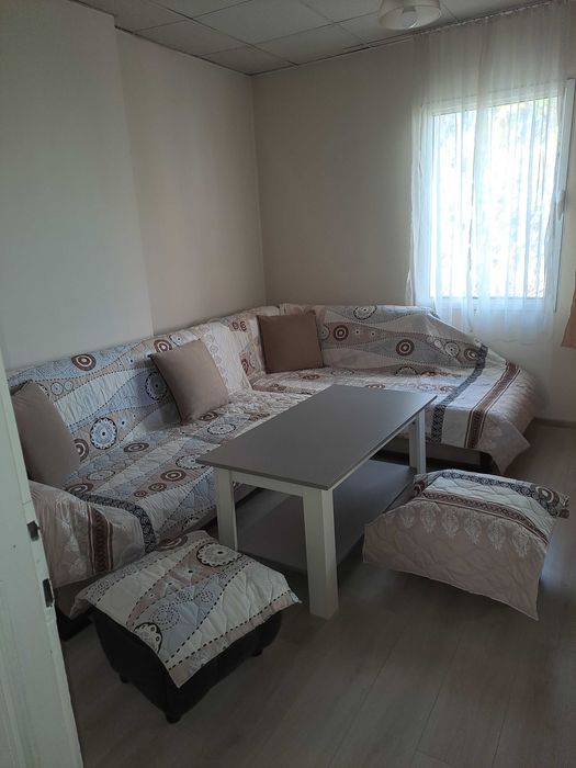 давам под наем двустаен апартамент