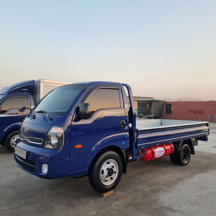 Сотилади 
Bongo |||  1.2 тон 
Борт тункаси йанги 3.40 см 
752-эълон ра