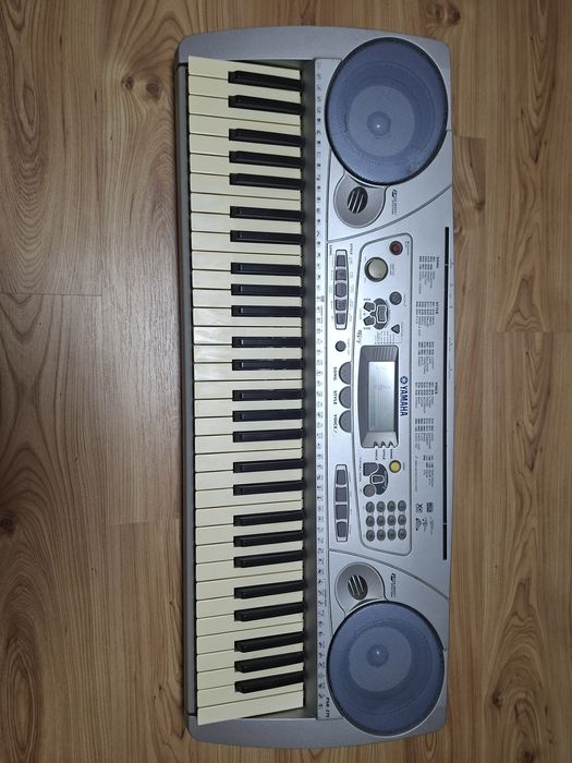 Orga Yamaha PSR 275 stare foarte buna