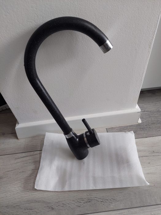 Boiler ptr încălzit apa plus baterie neagra