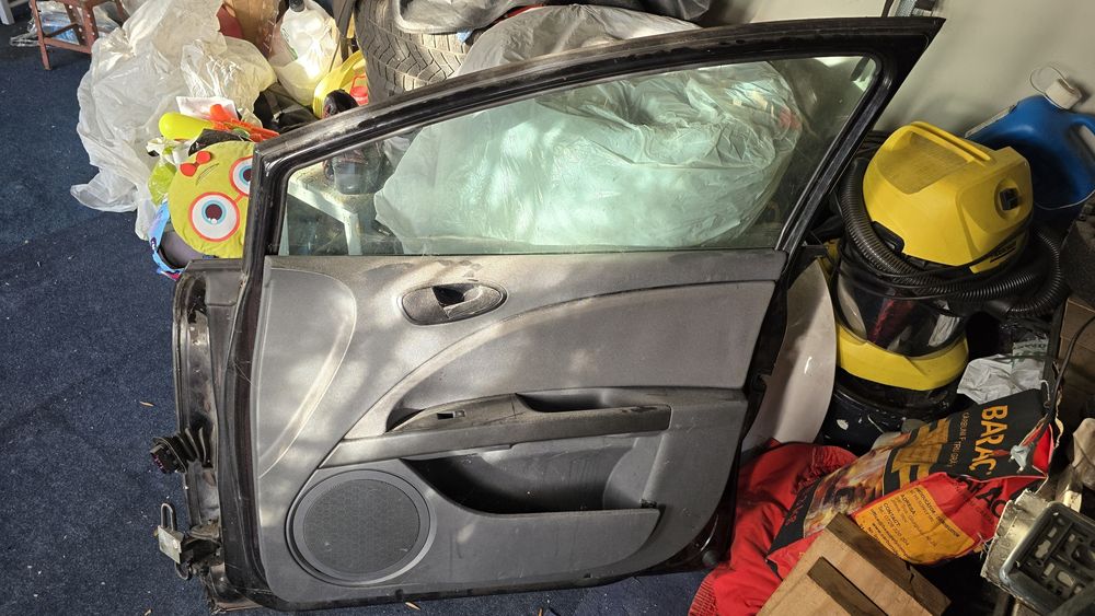 Usa seat leon 1p dreapta fata , fara oglinda