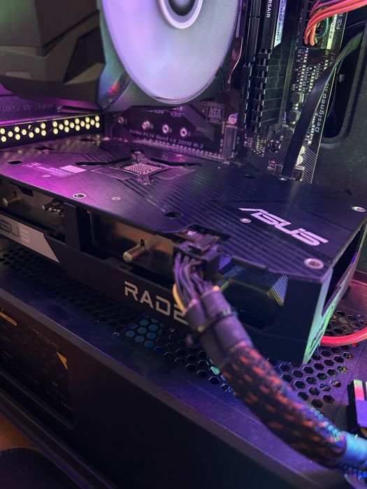 Vand Placa Video Rx 6600 Impecabila