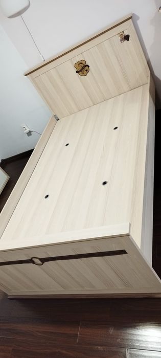 De vânzare pat 120x200 din colecția Royal de la Cilek-Turkey