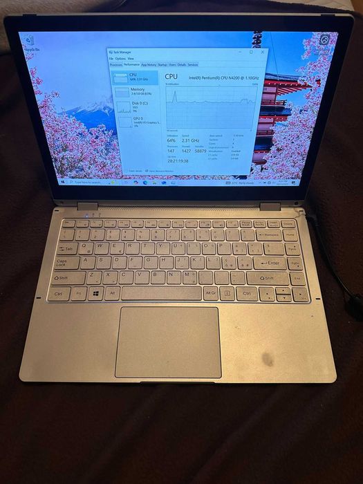 Laptop GEOFlex 230 cu tastatuta cu ecran cu TouchScreen 13 inch