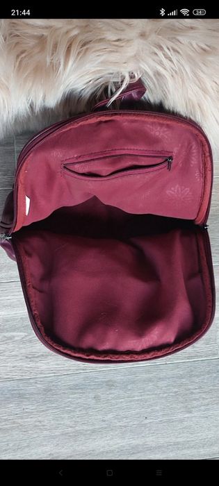 Rucsac bordo, piele ecologica, design casual, model incapator