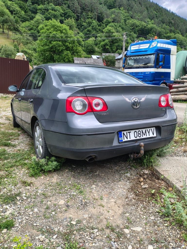 Vând Passat B6 1.6fsi