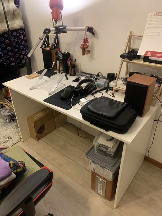 Стол рабочий офисный ученический