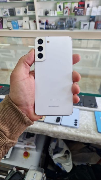 Самсунг  S22 + .  8/256 koreya