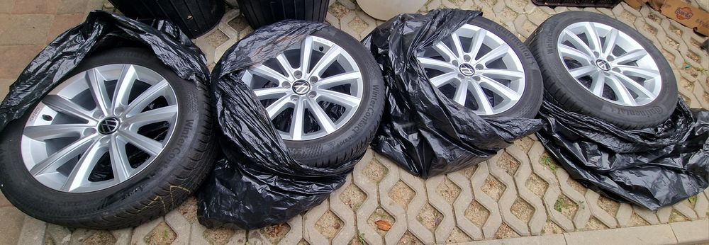 Roti iarna 215 55 17 Volkswagen Passat / Skoda Superb originale