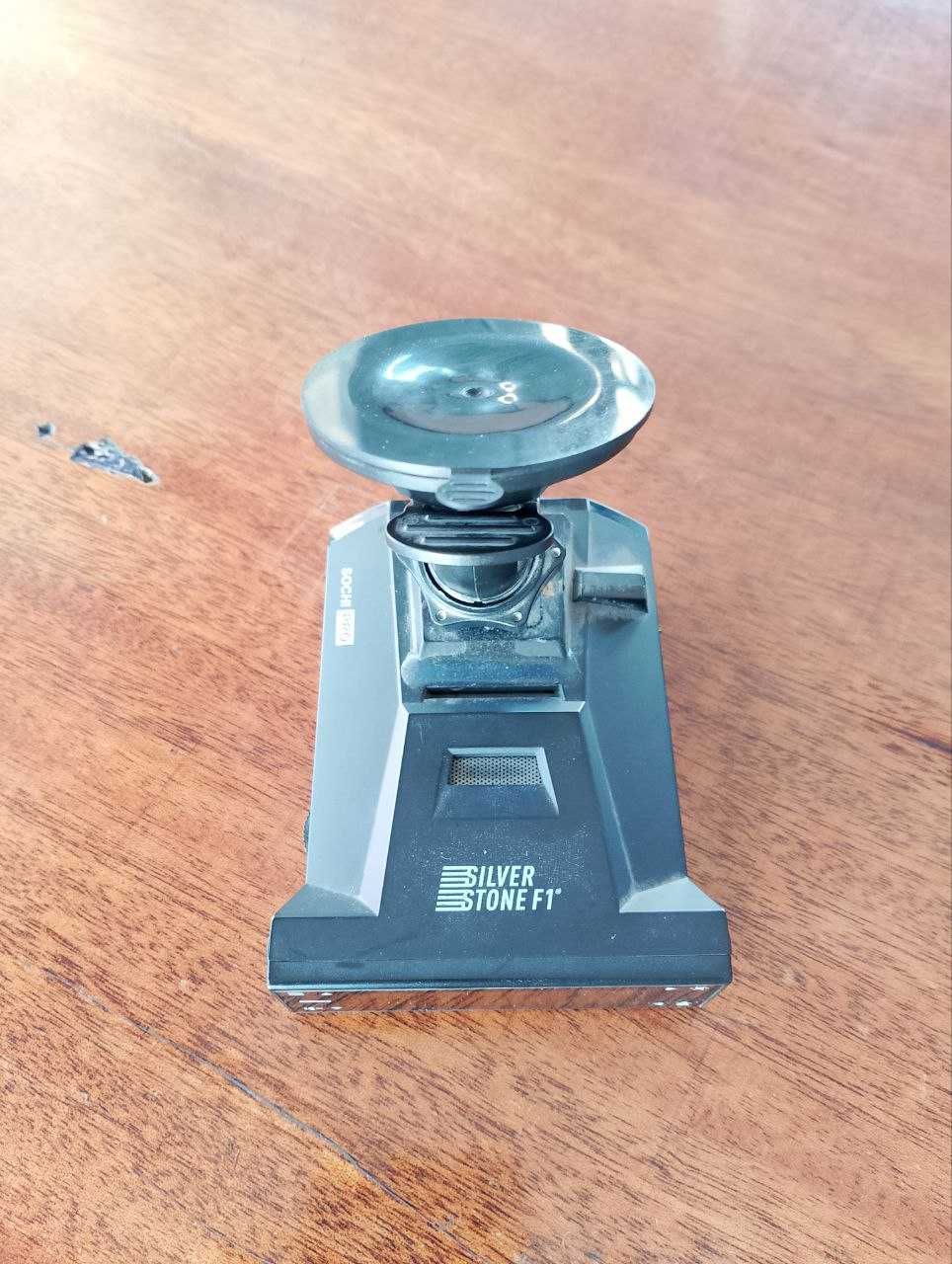 Anti radar silver stone F1