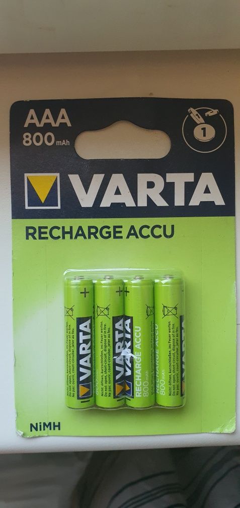 Acumulatori Energizer AAA 700mA si Varta AAA 800 mA
