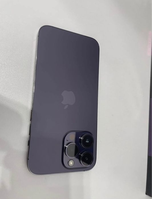 Iphone 14 pro max purple
