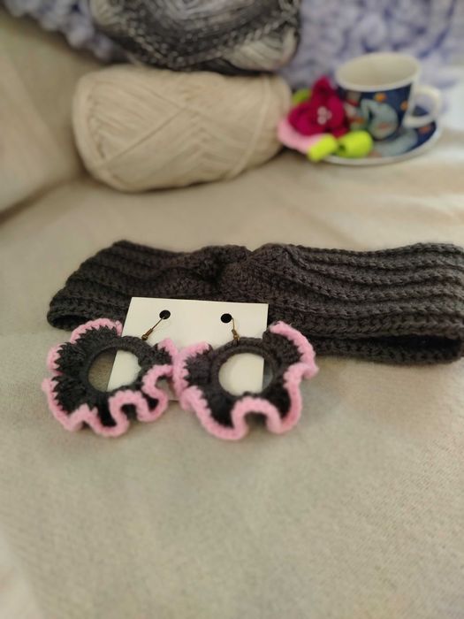 Комплект лента и обеци от прежда, ръчна изработка