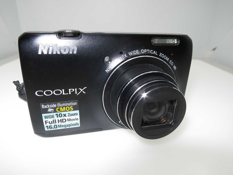 Nikon Coolpix S6300 компактен фотоапарат дигитална камера FULL-HD