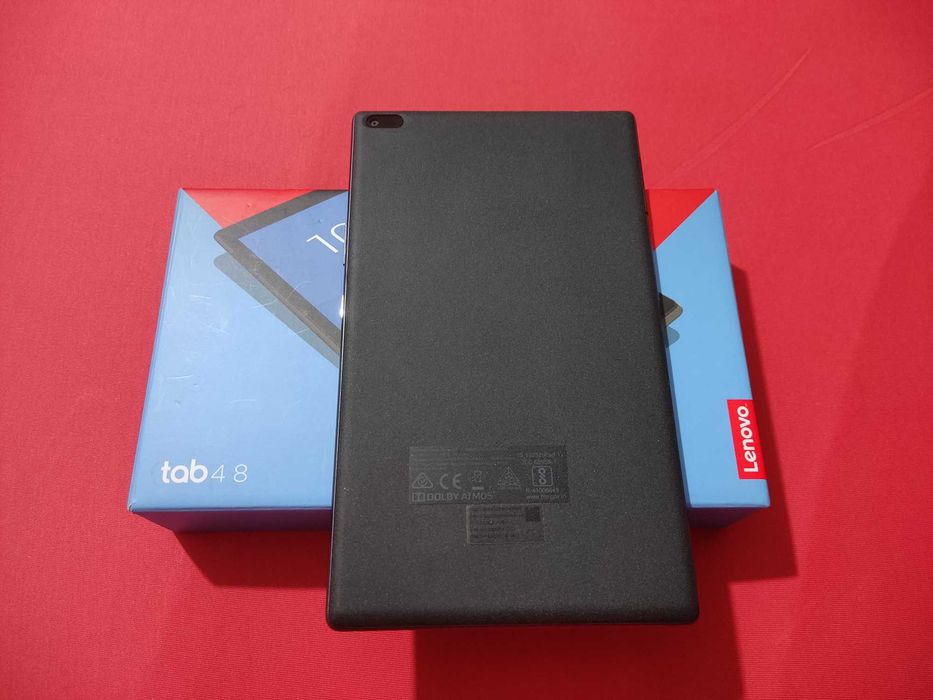 Таблет Lenovo Tab 4 LTE 8 инча