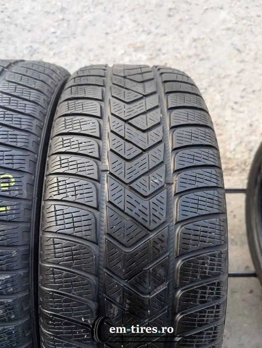 SET 2 Anvelope Iarna 235/60 R18 PIRELLI Scorpion Winter 100V
