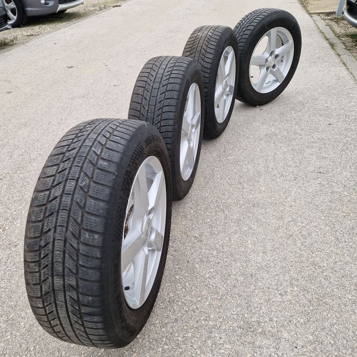 4бр. Алуминиеви джанти 
5х114.3 
61/2 Jx16
ET45
Гумите са подарък 
Не