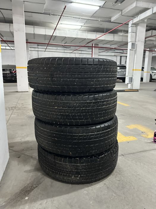 Шины Dunlop 235/60/18