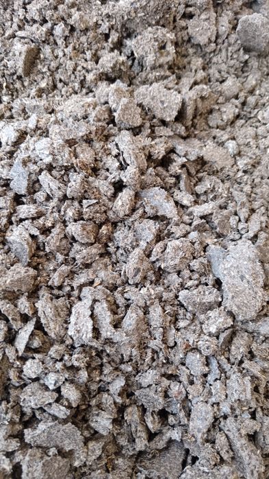 Vând șrot floarea soarelui