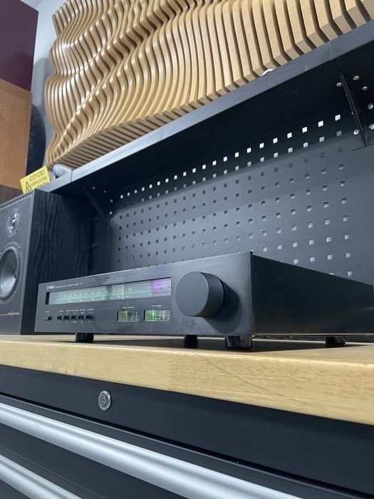 Tuner yamaha A-1