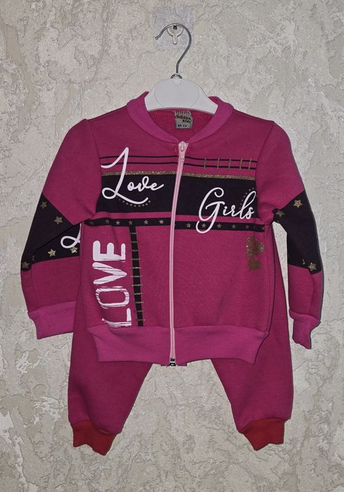 Продам новый детский костюм