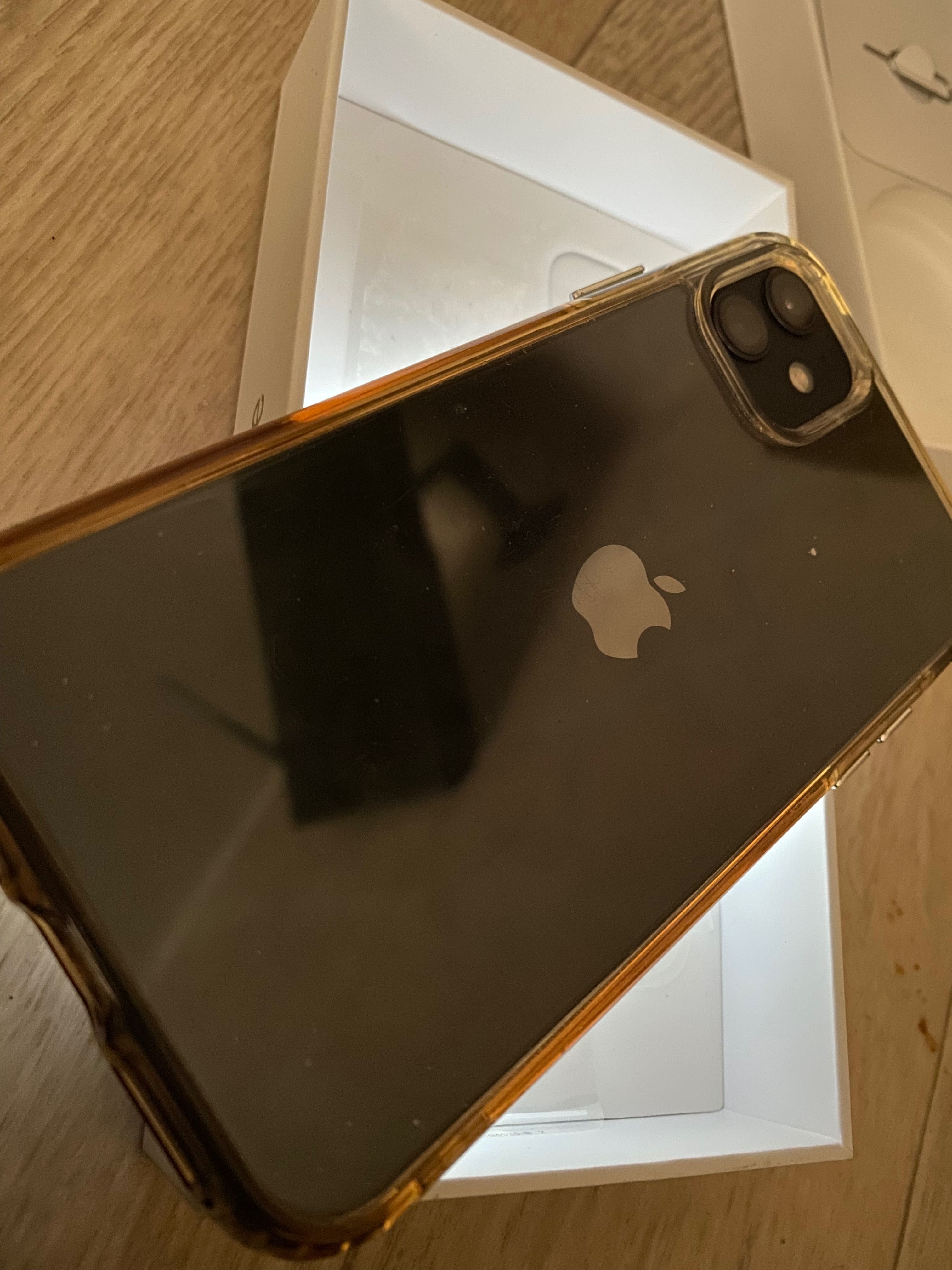 IPhone 11. В отличном состоянии.