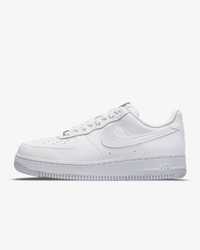 Vând airforce 1 triple white ca si noi