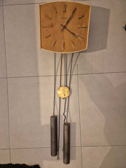 Стенен часовник JUNGHANS антика )1960г.