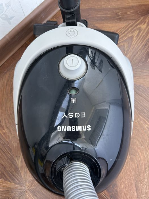 Пылесос Samsung Easy